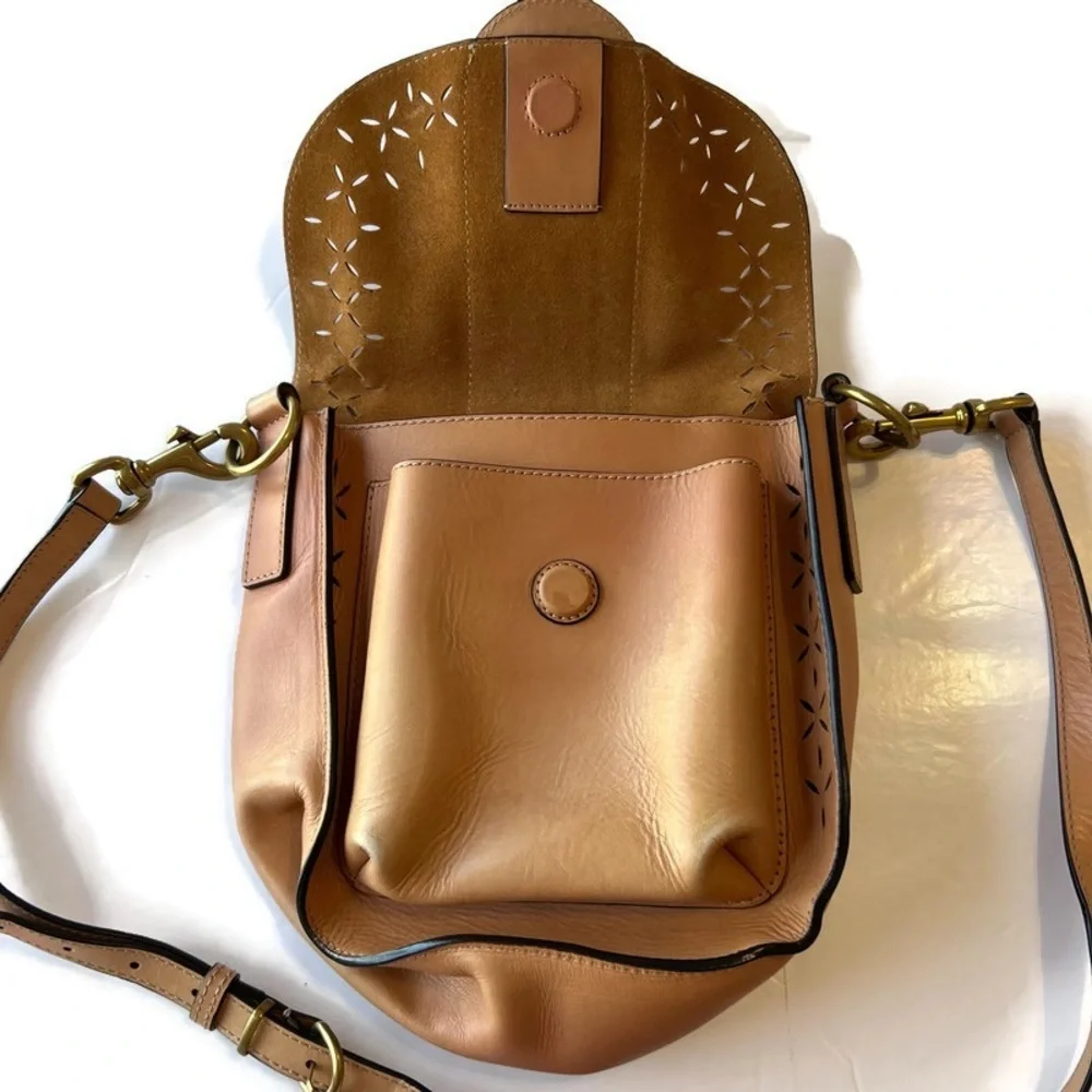FRYE Ilana Perforated Harness Saddle Crossbody Small Leather Bag Purse Tan